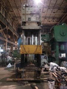 200 Ton Bentler Hydraulic Press 3