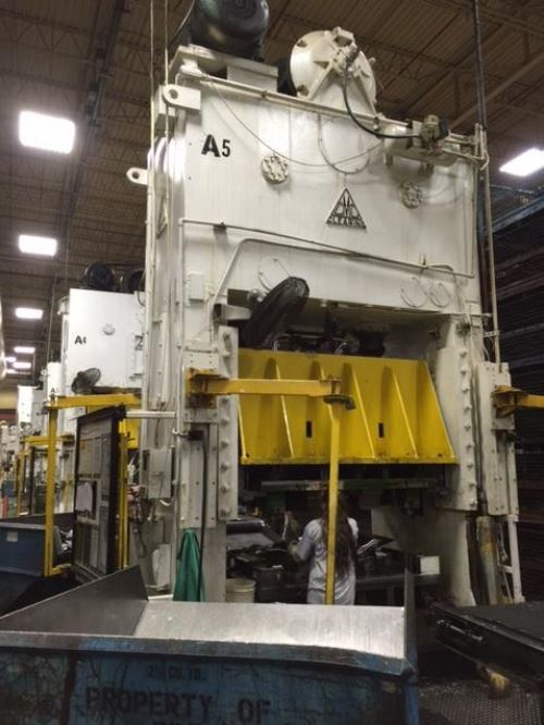 350 Ton Clearing Straight Side Press For Sale