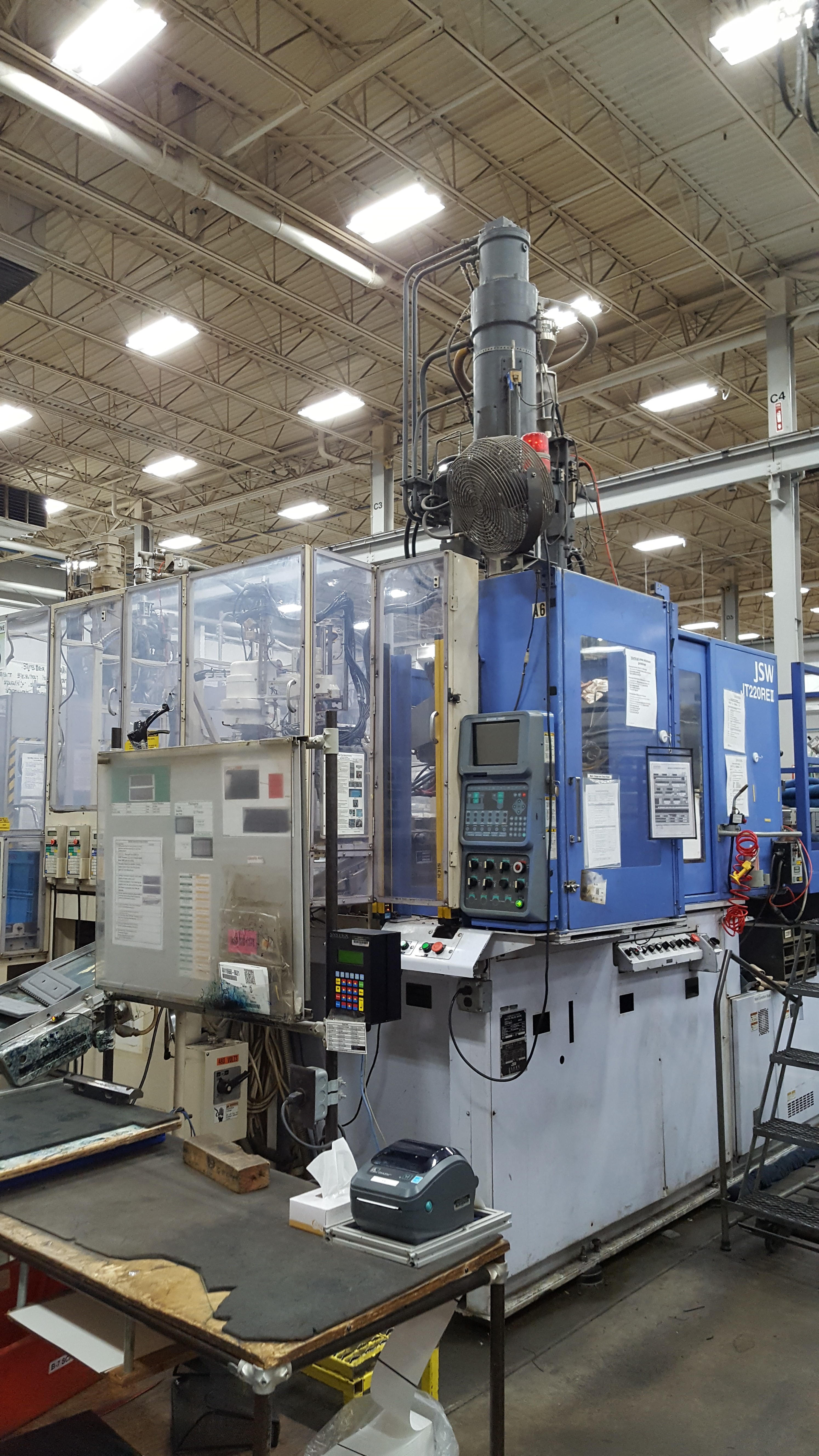 220 Ton Capacity JSW Injection Molding Machine For Sale 220tJSWIMM