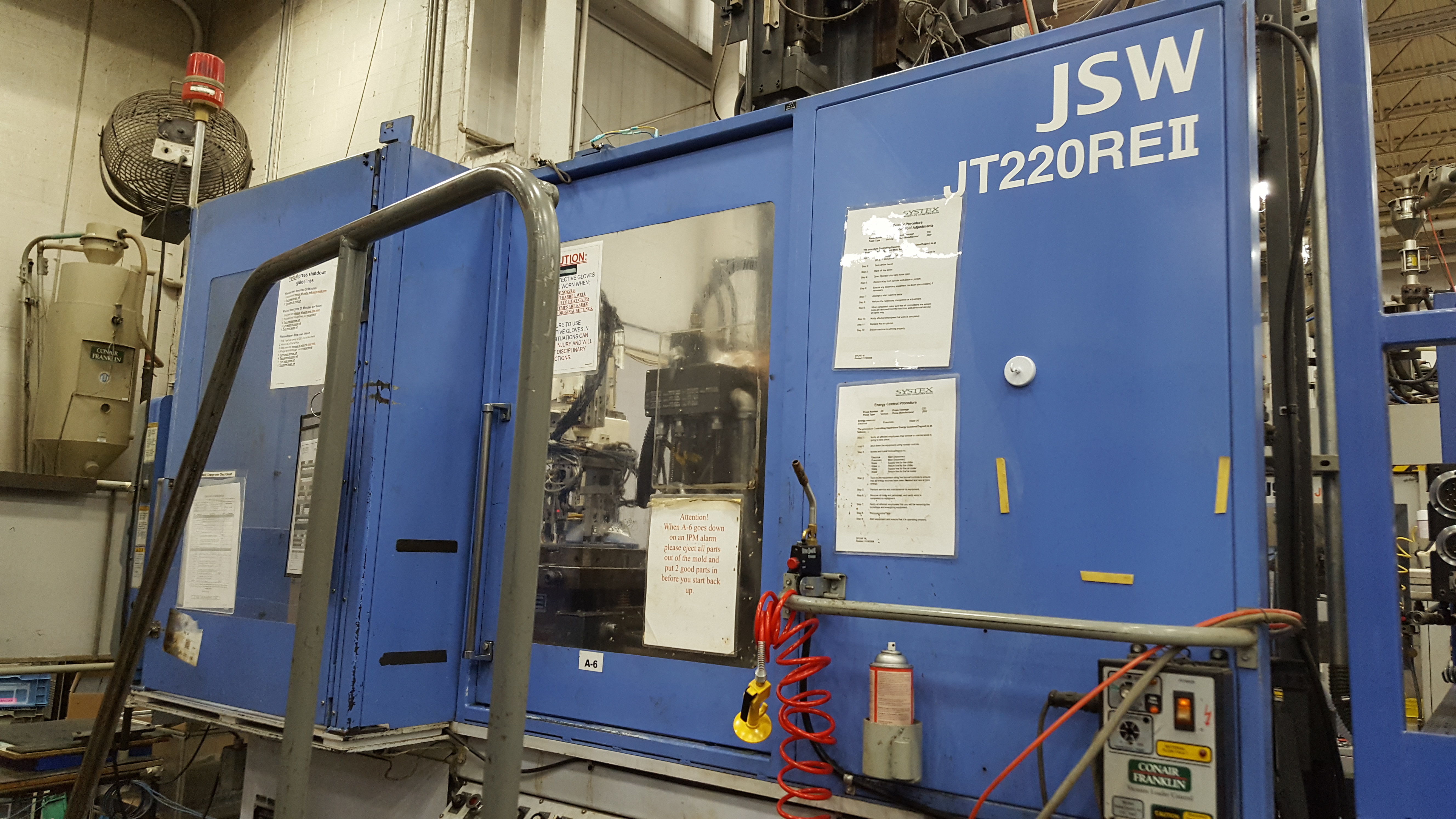 220 Ton Capacity JSW Injection Molding Machine For Sale