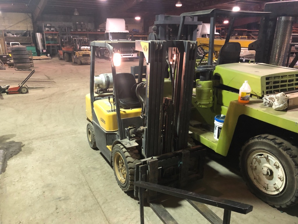 30,000 lb. Capacity Clark Forklift For Sale