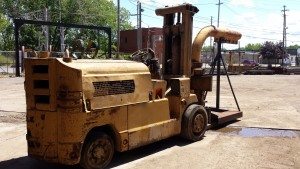 28,000lb Ugly Towmotor Forklift For Sale