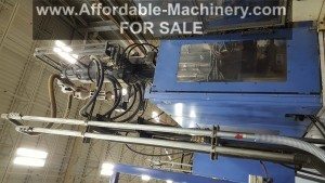 Used 220 Ton Capacity JSW Injection Molding Machine For Sale
